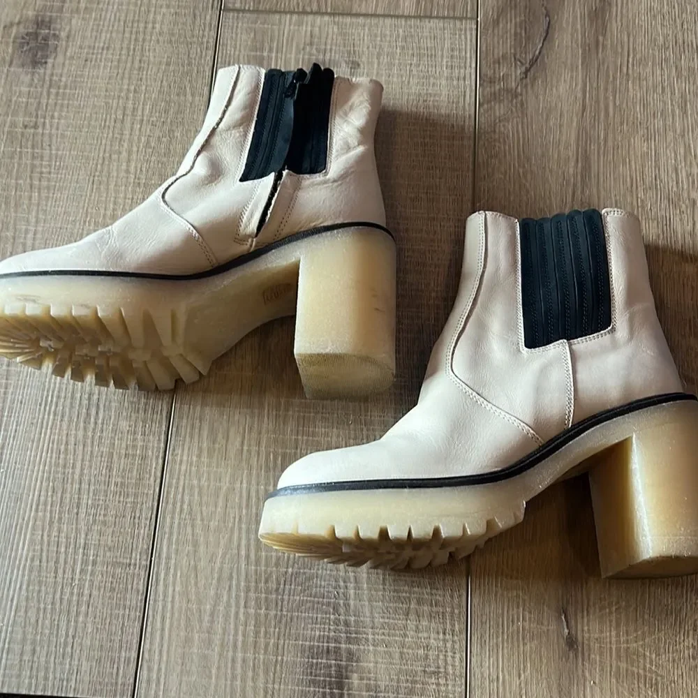 Free People James Chelsea Boots  White US 6